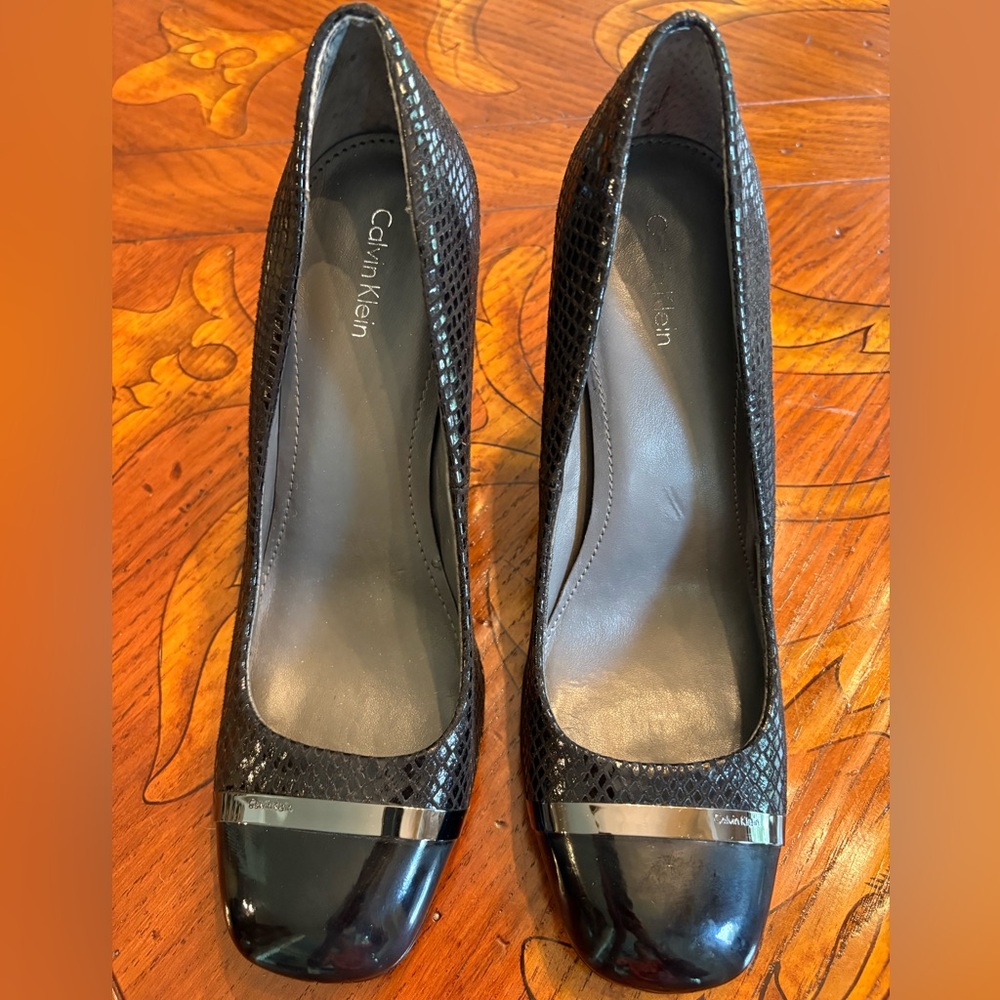 8.5M Calvin Klein Black Block Heel Pumps